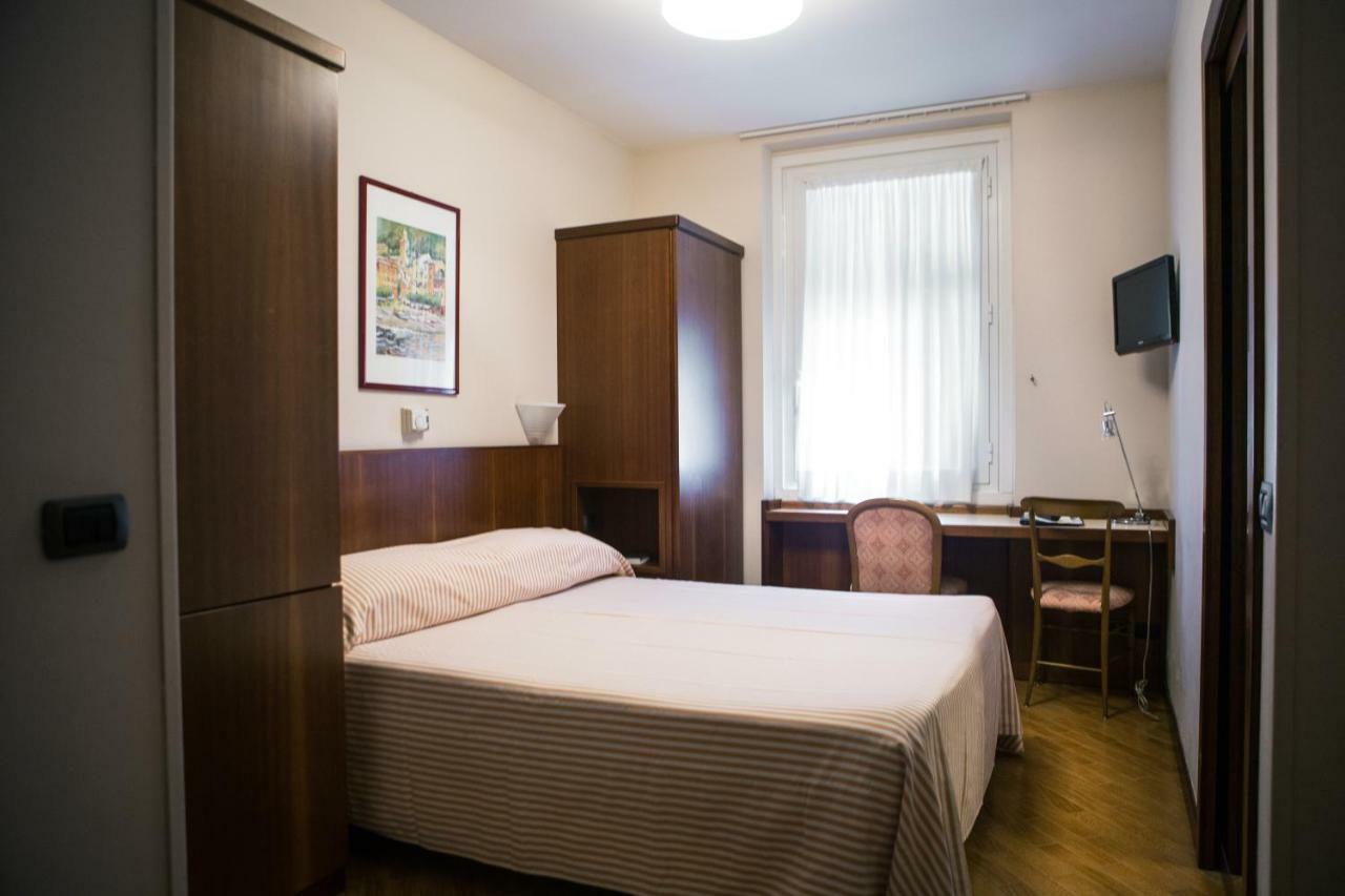 Hotel Regina Elena Dependance Santa Margherita Ligure Exterior foto